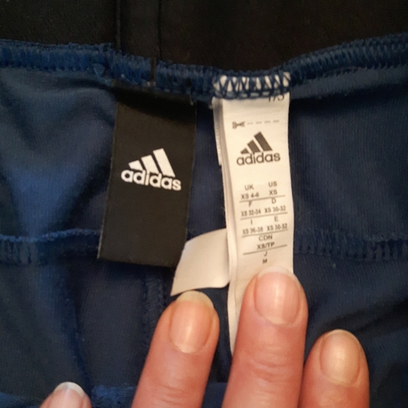 Size M Adidas stretchy running athletic pants - Picture 9 of 12